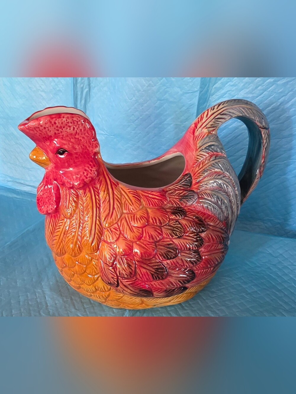 Enecso Country Gate Colorful Hen Pitcher